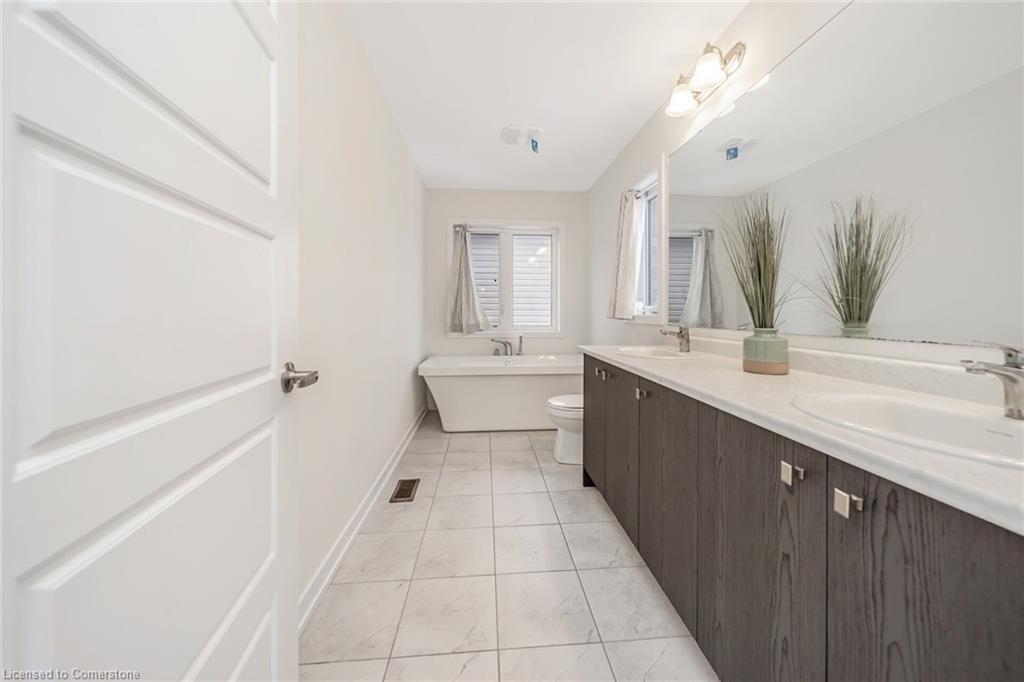 52 Lumb Drive Drive E Property Photo 30