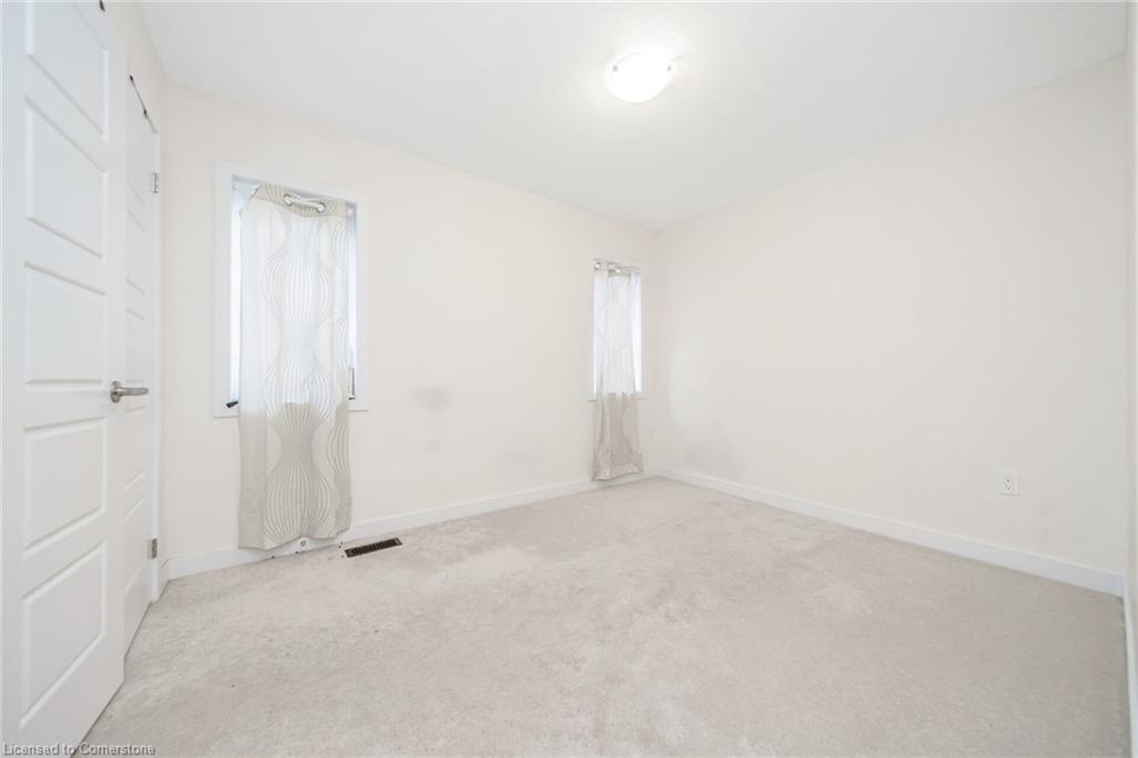 52 Lumb Drive Drive E Property Photo 37