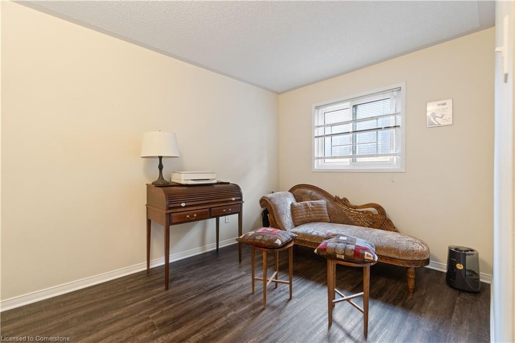 14 Meadowbrook Lane Property Photo 26