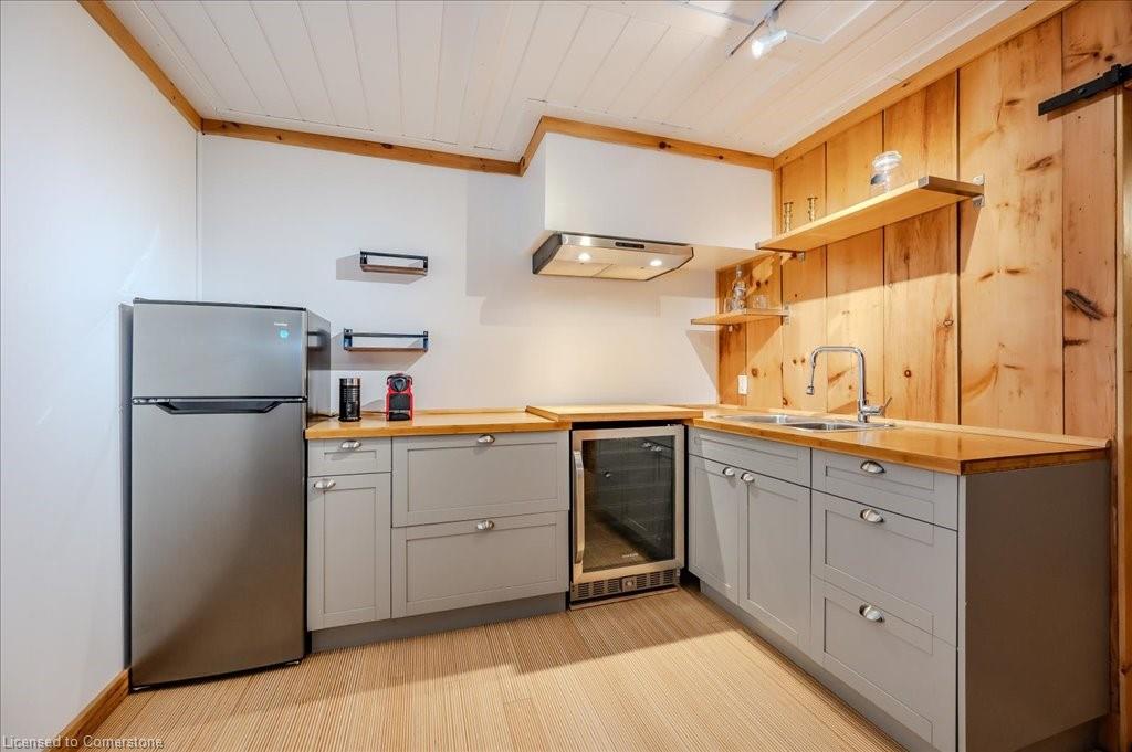 3855 Hessen Strasse Property Photo 32