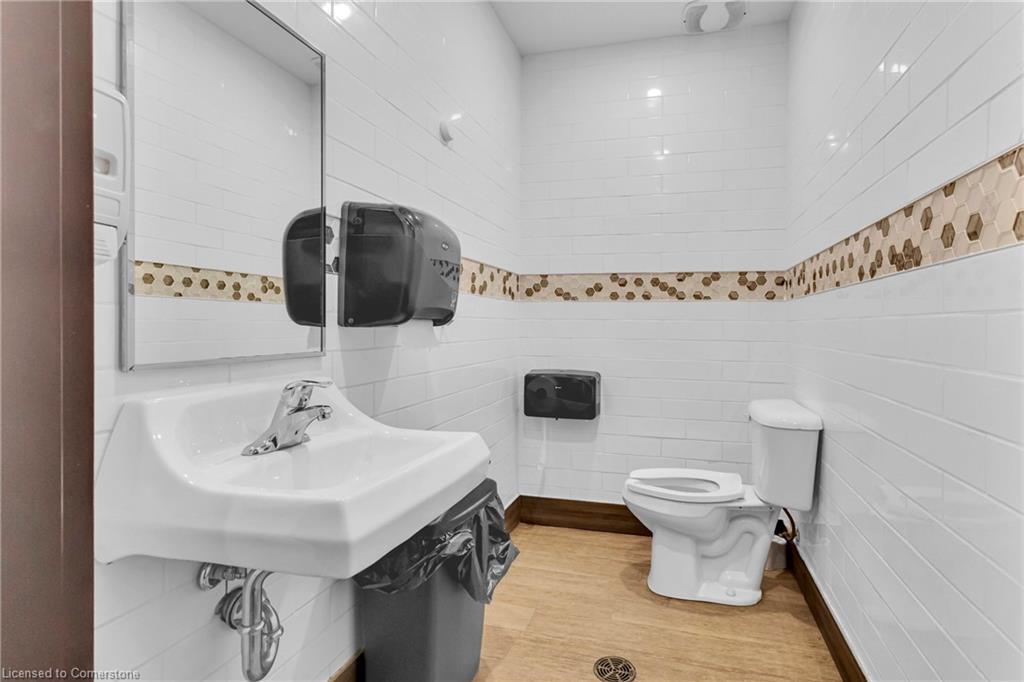 1a-247 King Street N Property Photo 20
