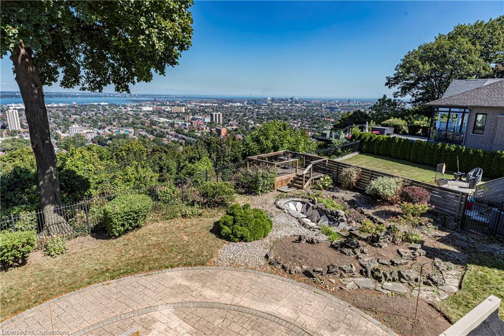 63 Mountain Park Avenue Property Photo 13