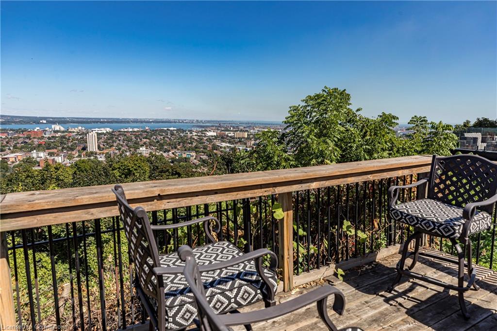 63 Mountain Park Avenue Property Photo 24