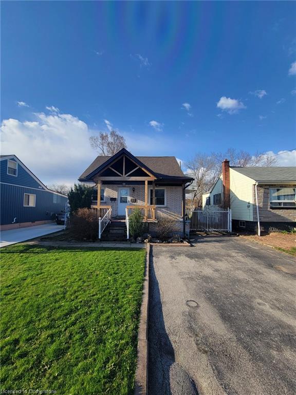 232 Normanhurst Real Estate Listings Main Image