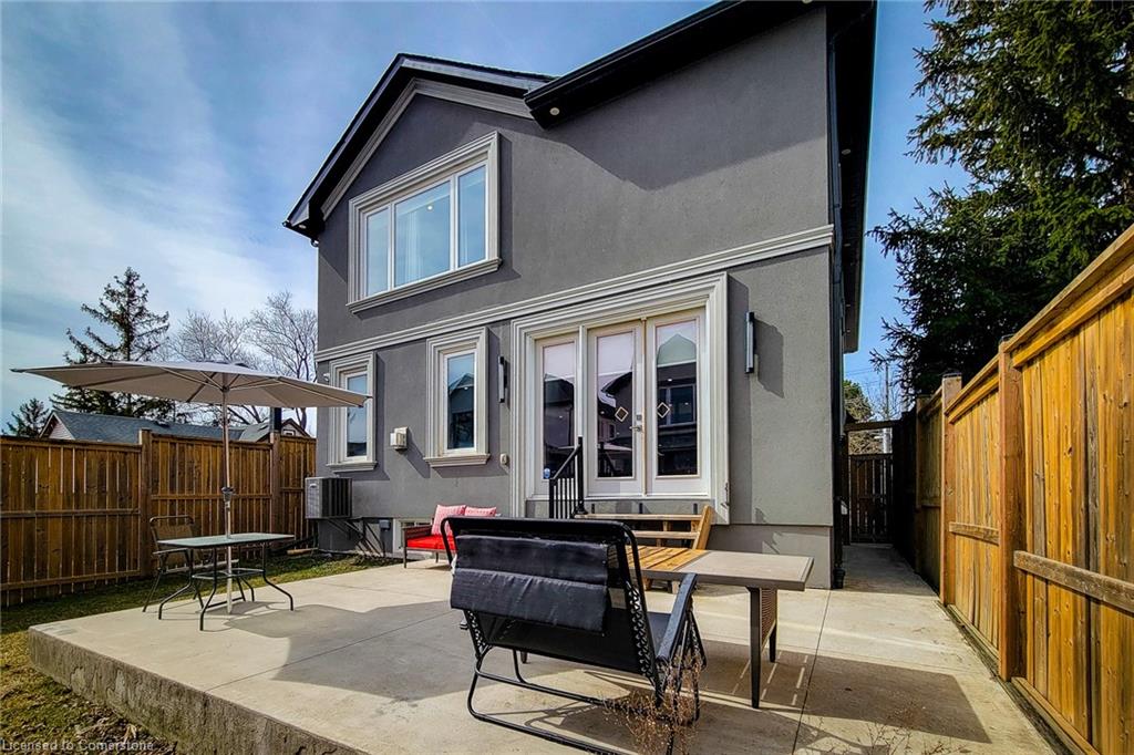 5074 Kalar Road Property Photo 4