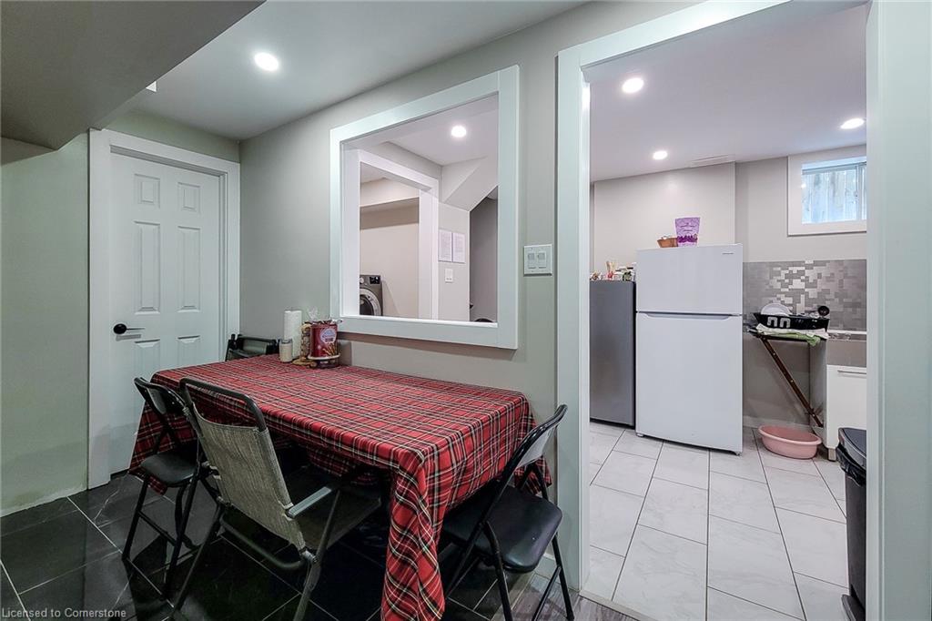 5074 Kalar Road Property Photo 33
