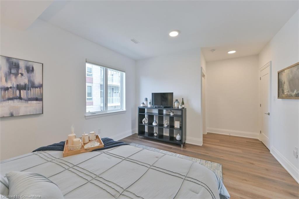 1-115 High Street W Property Photo 15
