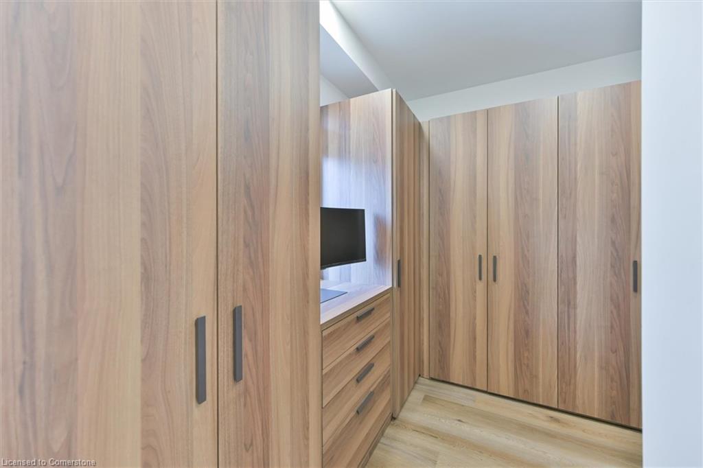 1-115 High Street W Property Photo 16