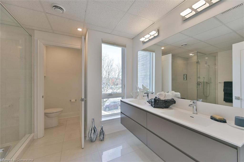 1-115 High Street W Property Photo 18