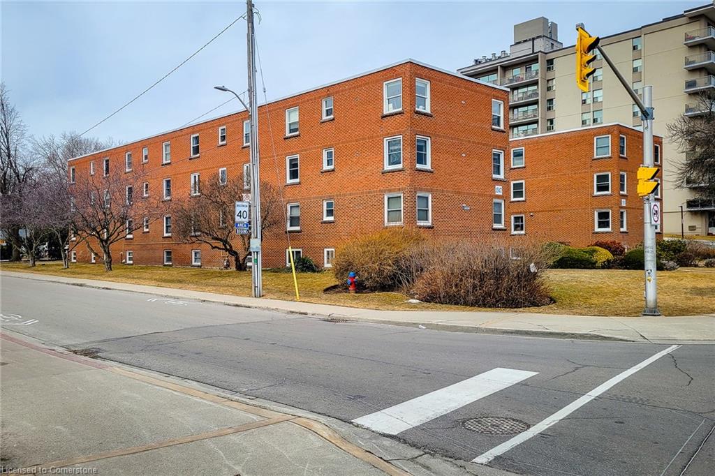 37-1347 Lakeshore Road Property Photo