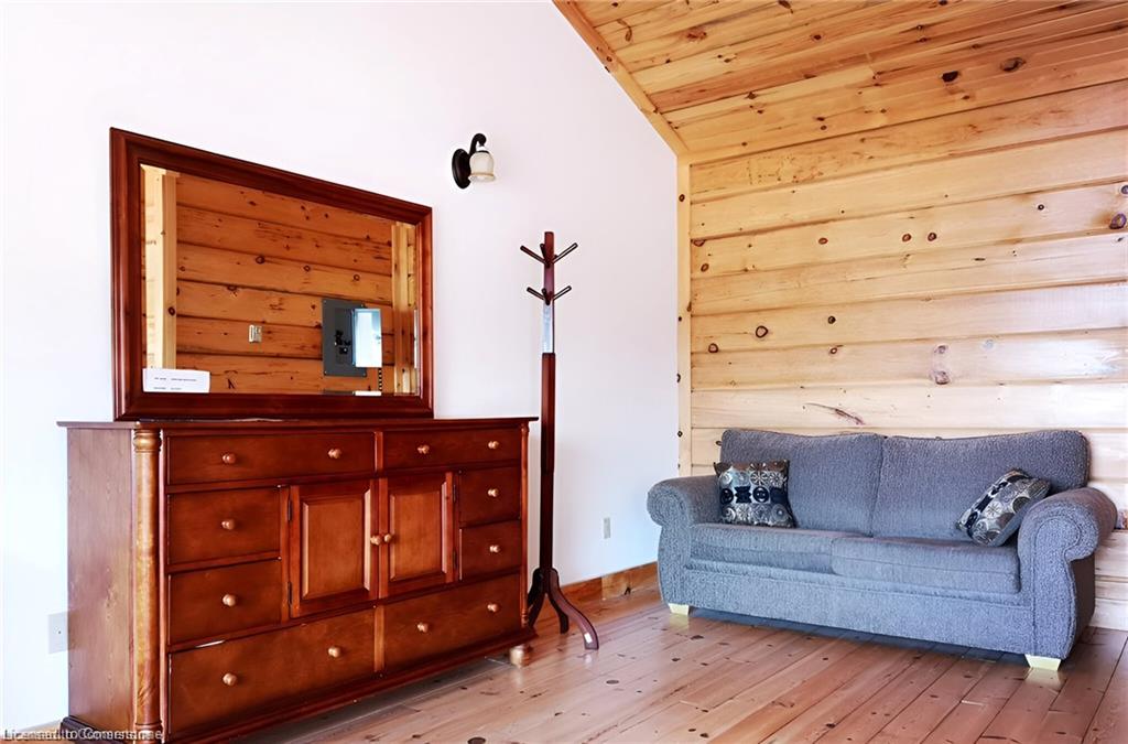 2937 Old Barry's Bay Road Property Photo 13