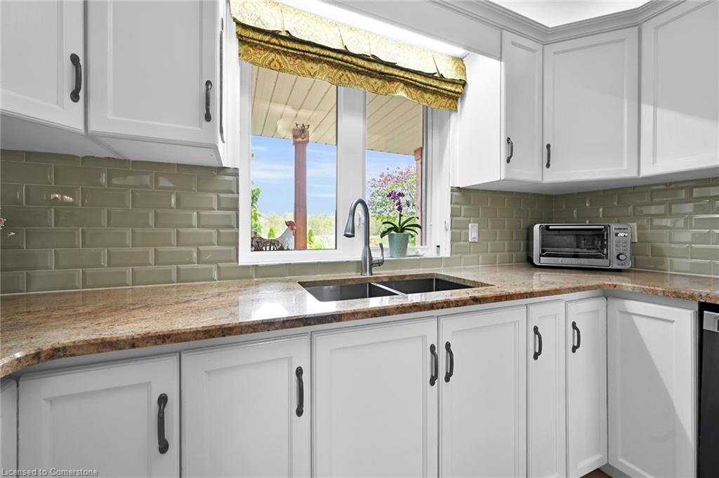 390 Mountain Road Property Photo 16
