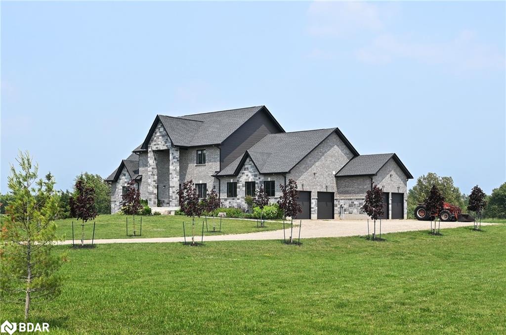 373373 6th Line Property Photo 3