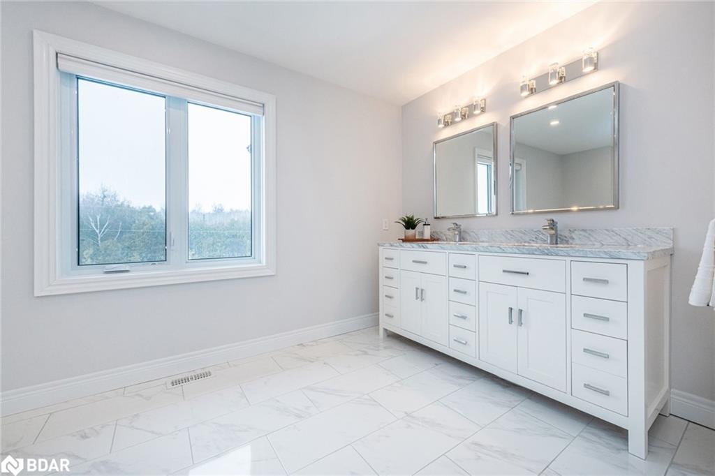 373373 6th Line Property Photo 29