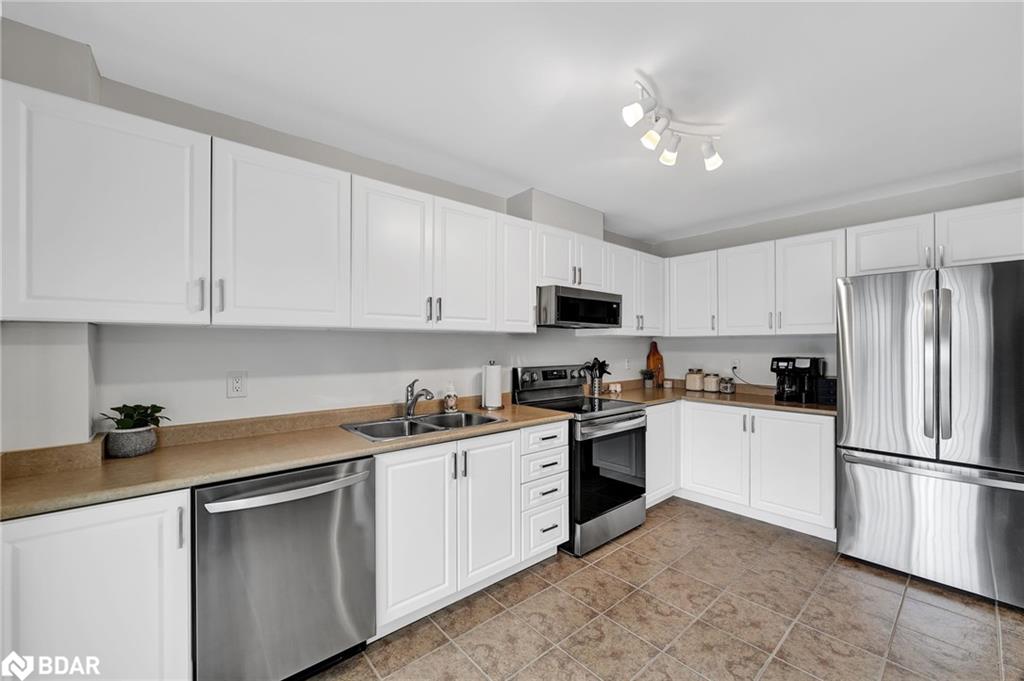 105 Stonemount Crescent Property Photo 14