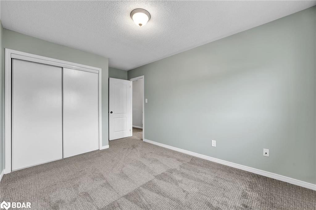 105 Stonemount Crescent Property Photo 25