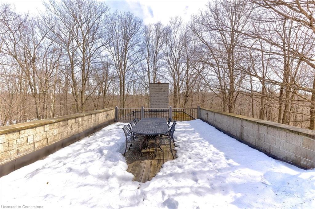 15139 Rockside Road Property Photo 13