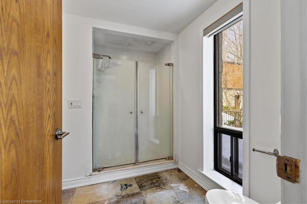 15139 Rockside Road Property Photo 19