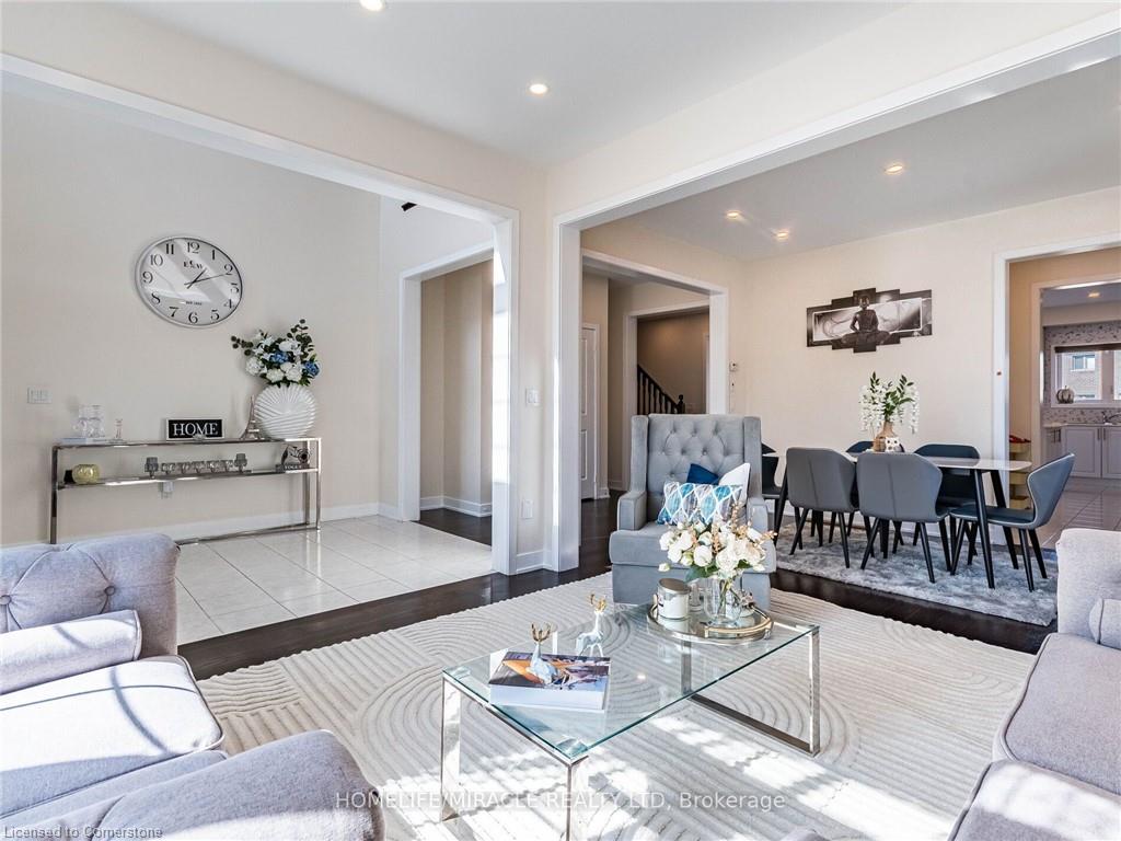 10 Buckles Court Property Photo 12