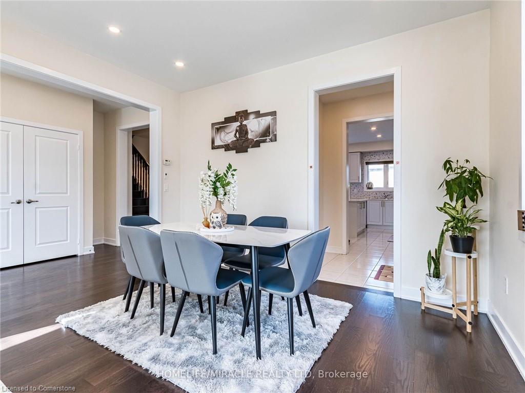 10 Buckles Court Property Photo 14