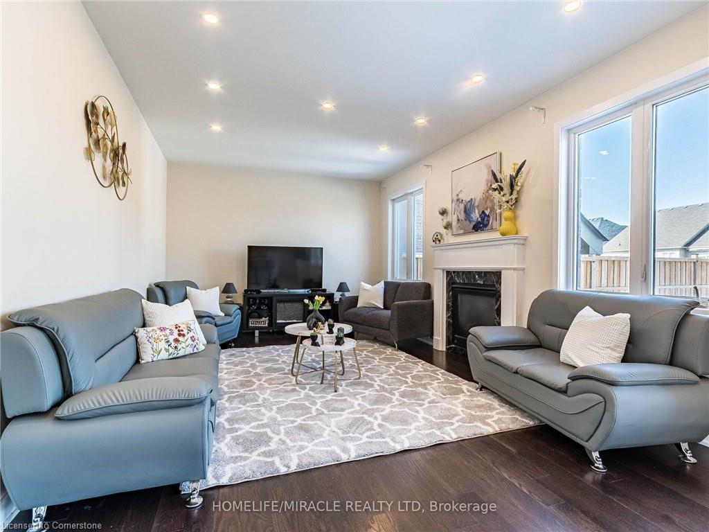 10 Buckles Court Property Photo 15
