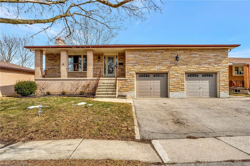 18 Sprucehill Drive Property Photo
