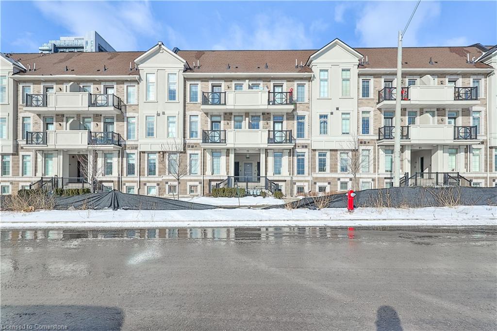 0200 Hurontario Real Estate Listings Main Image