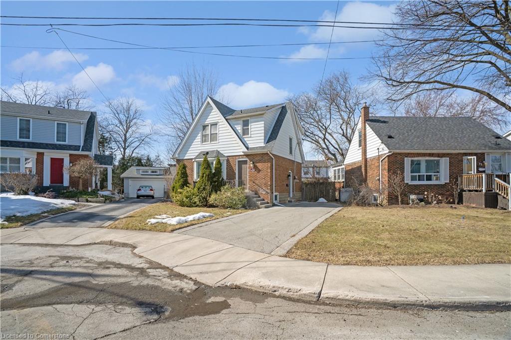 76 Cloverhill Road Property Photo