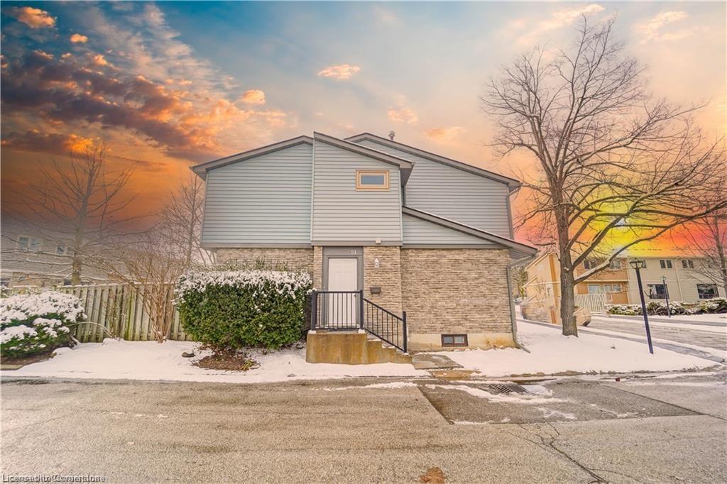 0060 Streetsville Real Estate Listings Main Image