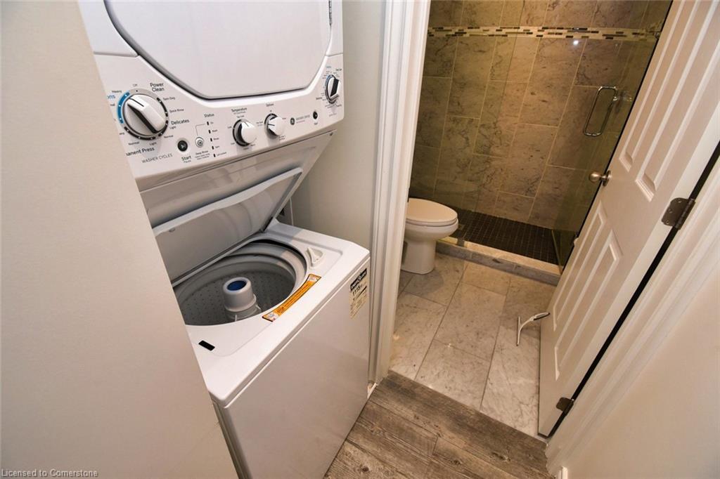 3-329 King Street E Property Photo 8