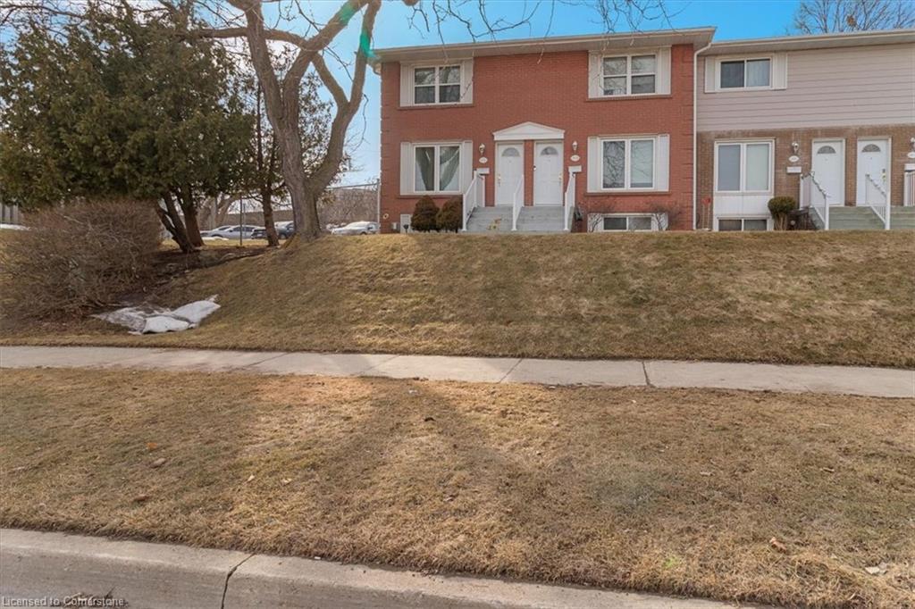 2101a Meadowbrook Drive Property Photo