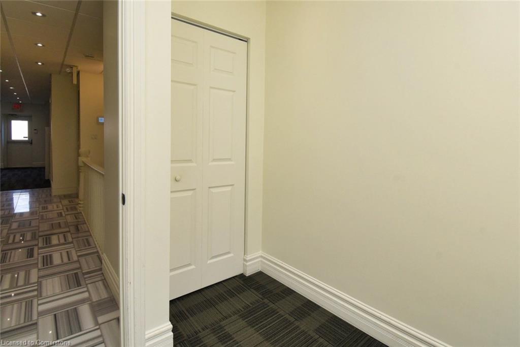 2-329 King Street E Property Photo 12