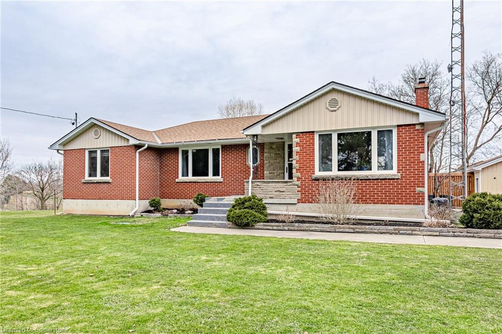 122 Old Onondaga Road E Property Photo 3