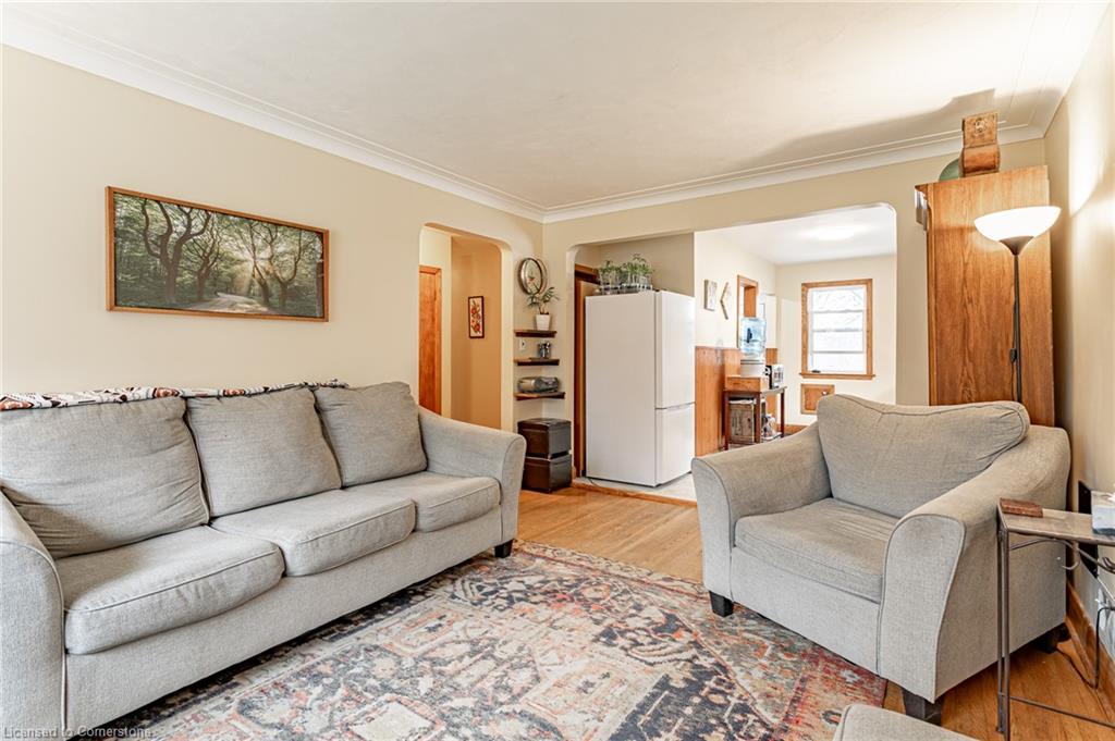 122 Old Onondaga Road E Property Photo 10