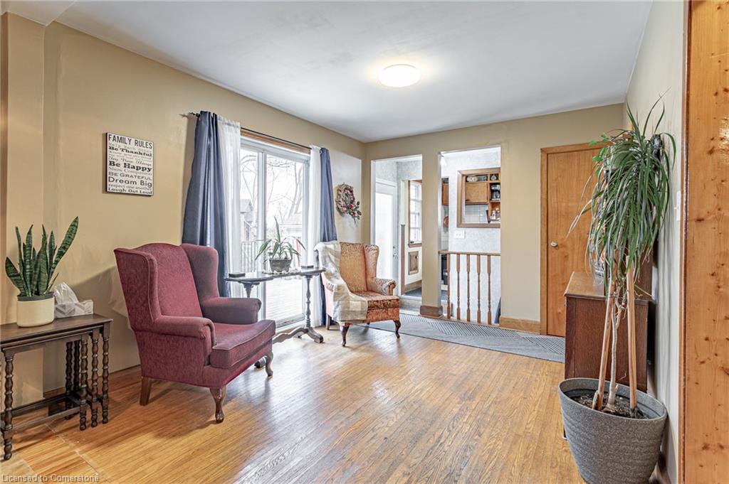 122 Old Onondaga Road E Property Photo 11