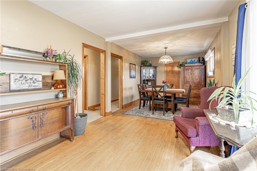 122 Old Onondaga Road E Property Photo 12