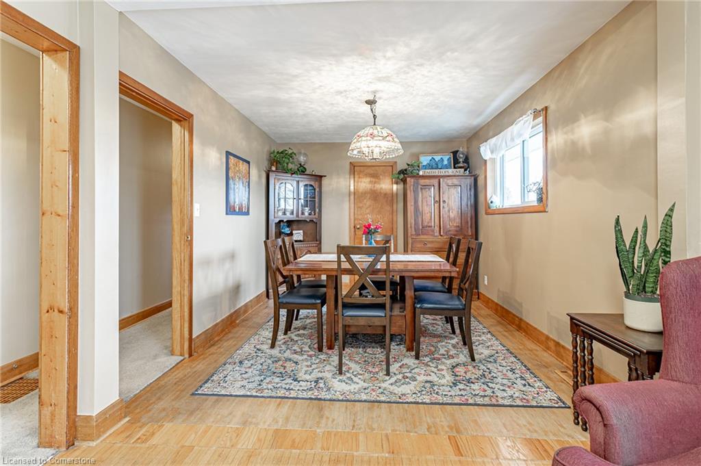 122 Old Onondaga Road E Property Photo 13