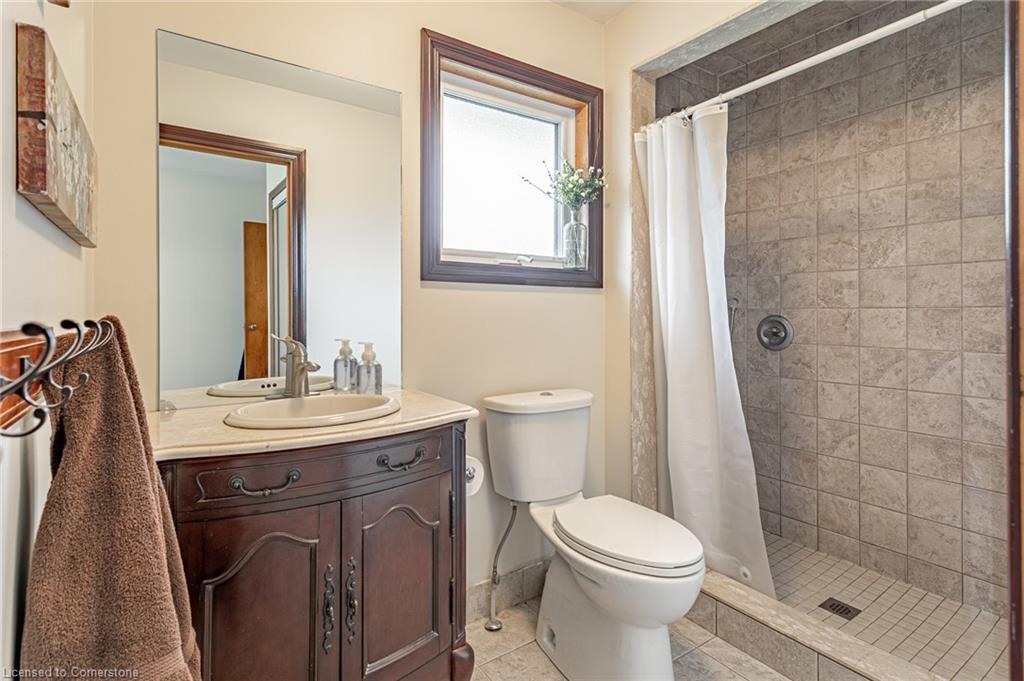 122 Old Onondaga Road E Property Photo 21