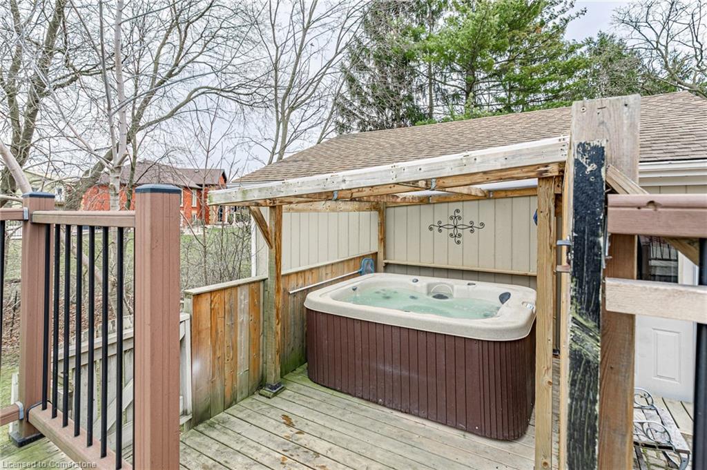 122 Old Onondaga Road E Property Photo 37
