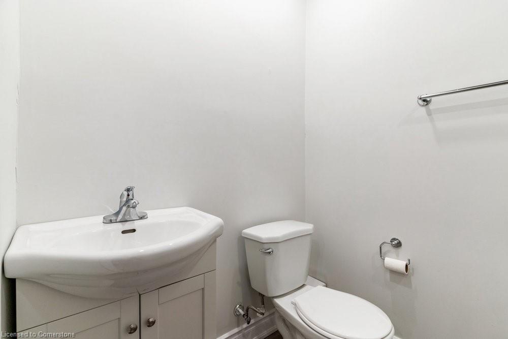 598 Upper James Street Property Photo 27