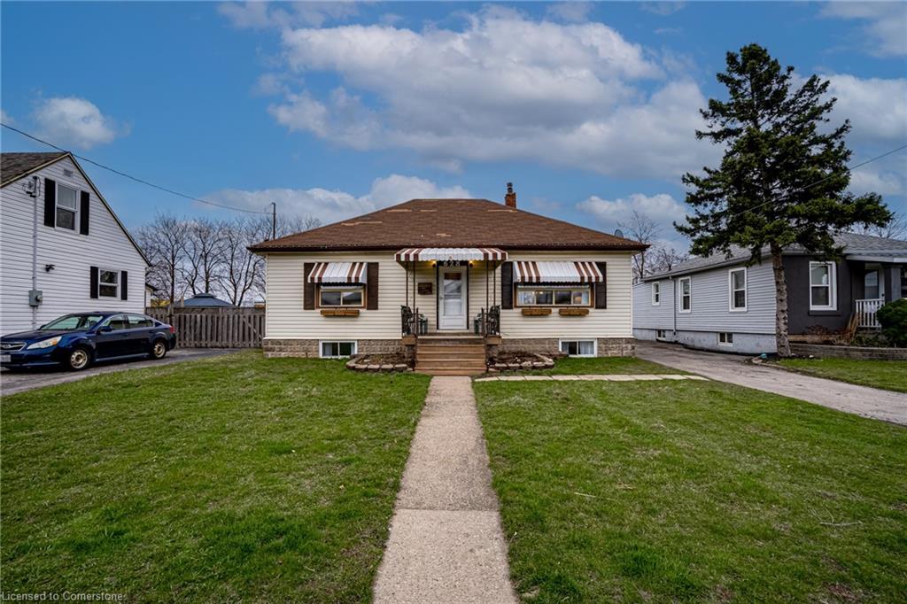 230 Parkview Real Estate Listings Main Image
