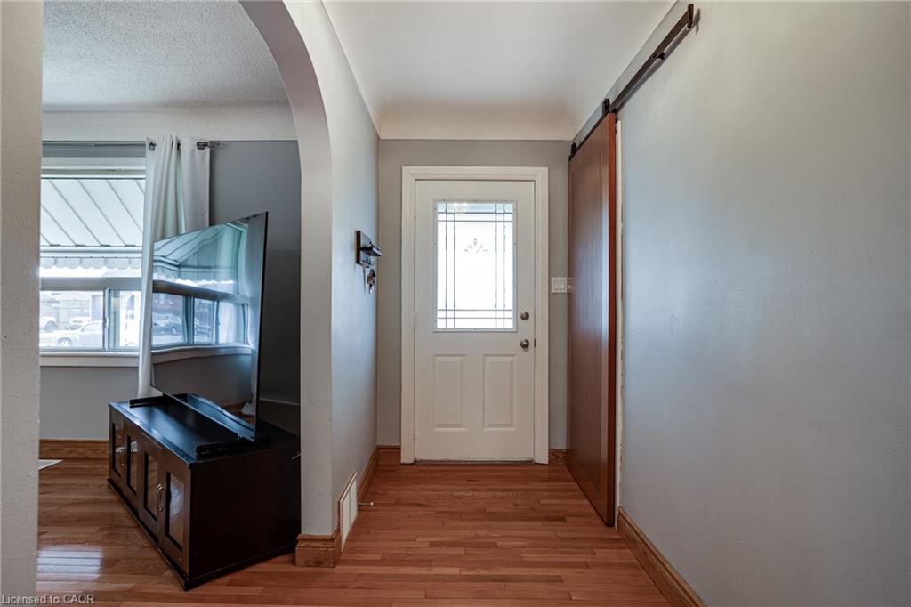 628 Dunn Avenue Property Photo 4