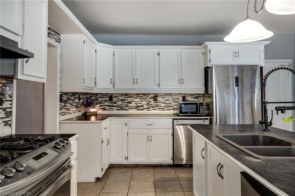 628 Dunn Avenue Property Photo 12