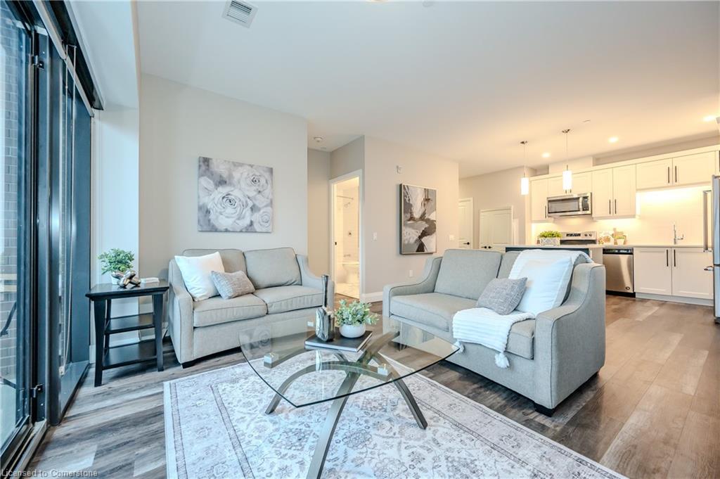 312-332 Gosling Gardens Property Photo