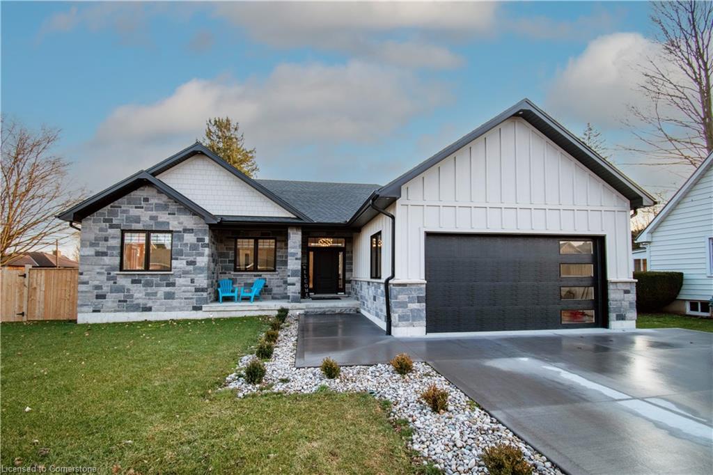 East Elgin High School Real Estate Listings Main Image