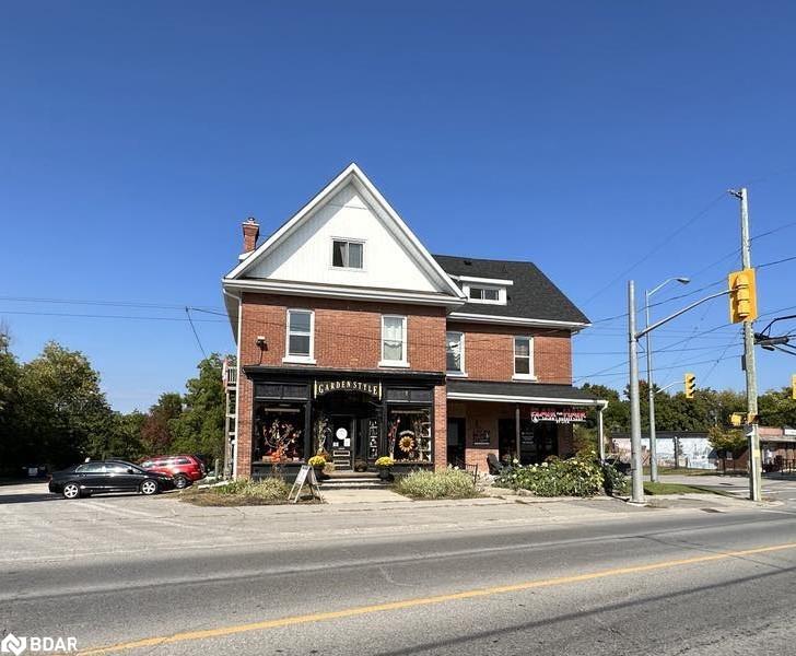 822 Ward St Street