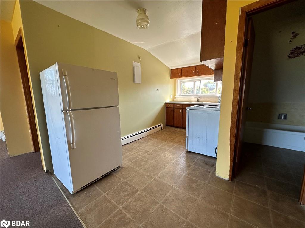 822 Ward St Street Property Photo 17