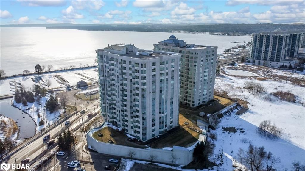 1105-6 Toronto Street Property Photo