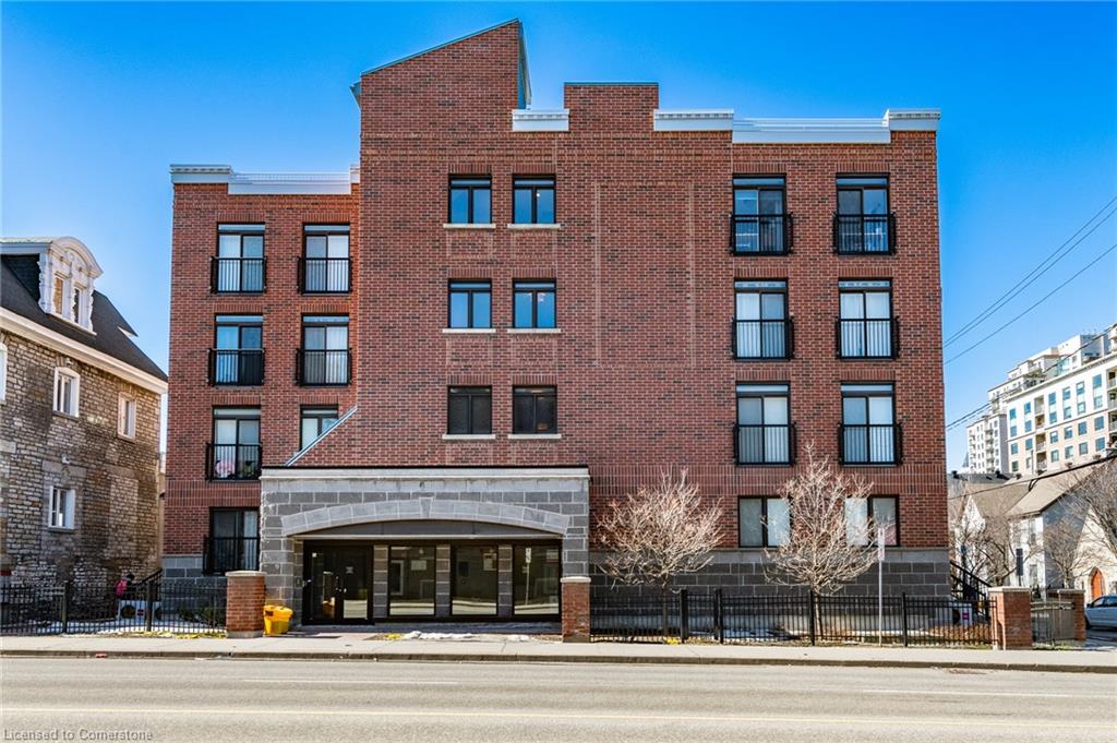 409-456 King Edward Avenue Property Photo