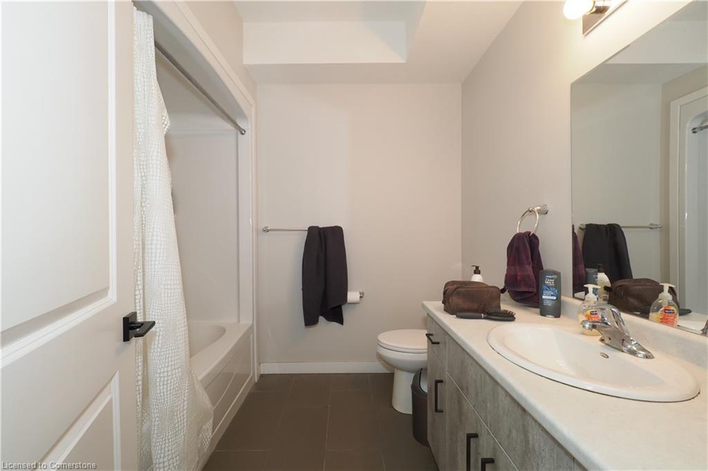 35 Belmont Avenue W Property Photo 18